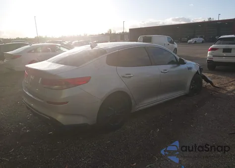 2020 Kia Optima Lx z USA, uszkodzony, nr VIN 5XXGT4L38LG438447